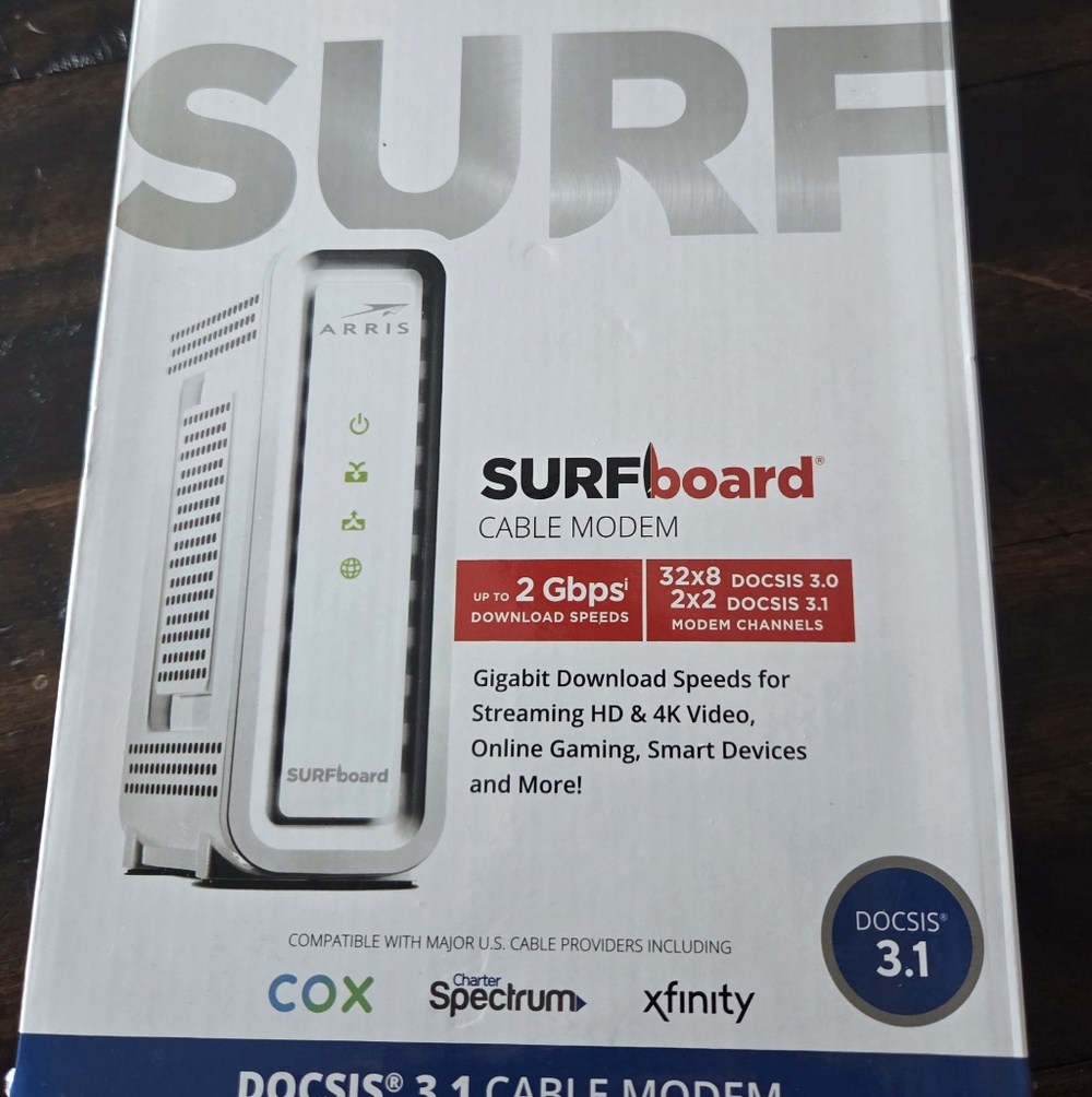 Arris Surfboard SB8200 Modem